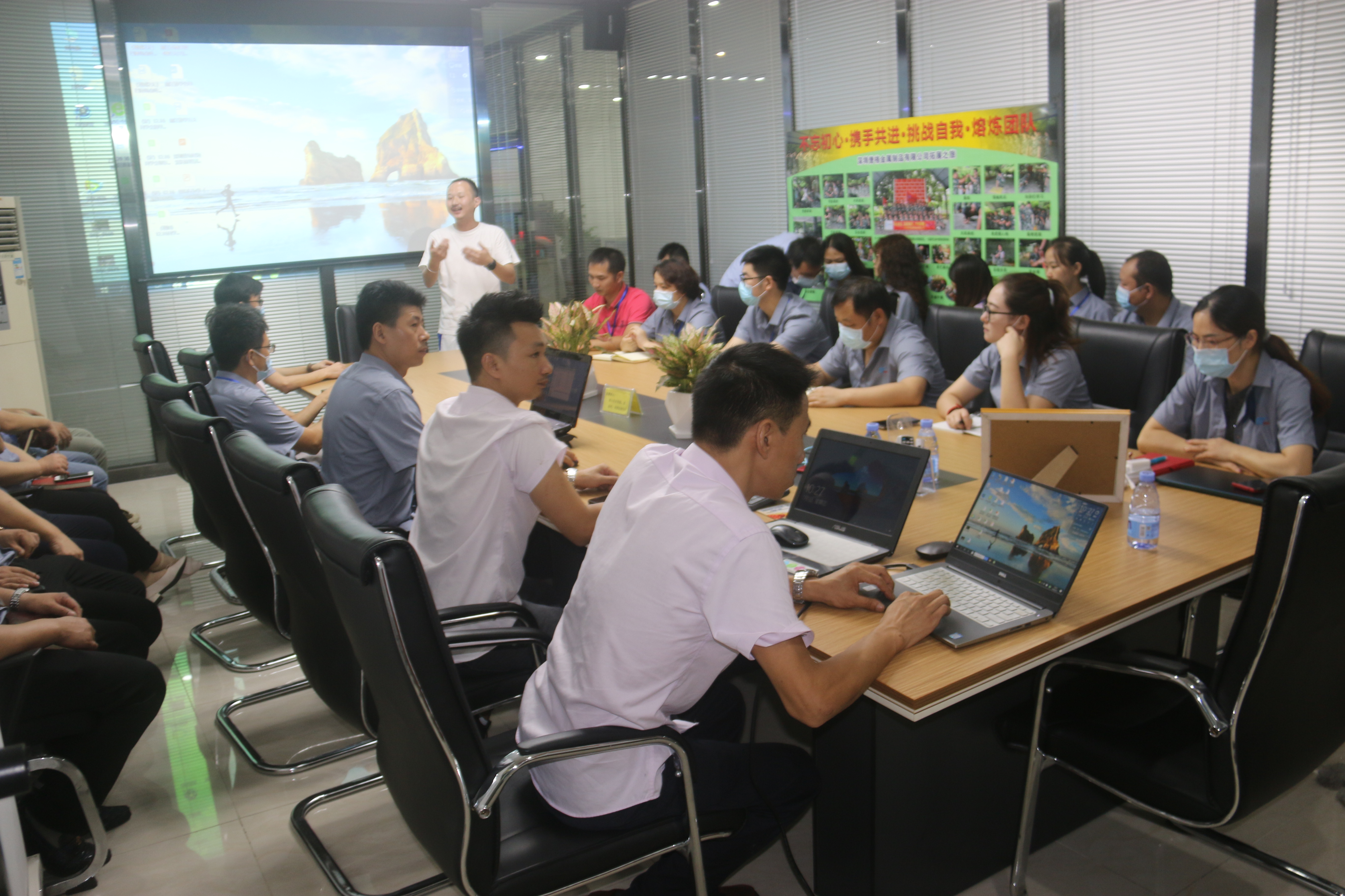 同心協力、贏在執(zhí)行、共創(chuàng)輝煌-深圳譽格拓展訓練回顧